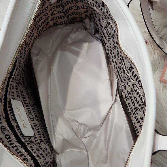 🔹️Juicy Couture🔹 Cherry On top Print Whire and Pink Cherry Tote Bag And Wallet - Picture 8 of 12